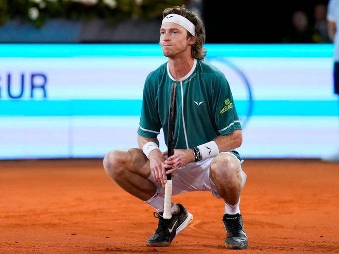 仅是球员展 仅是球员展