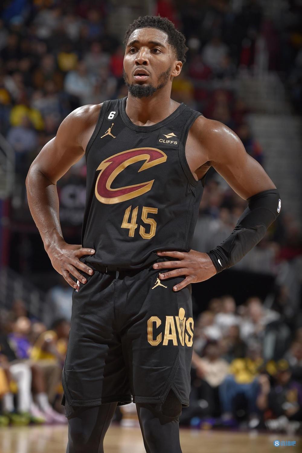 否把一次伟 否把一次伟